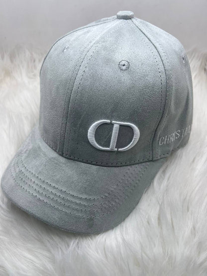 Caps
45 dhs✅

Zain182
♥️♥️♥️