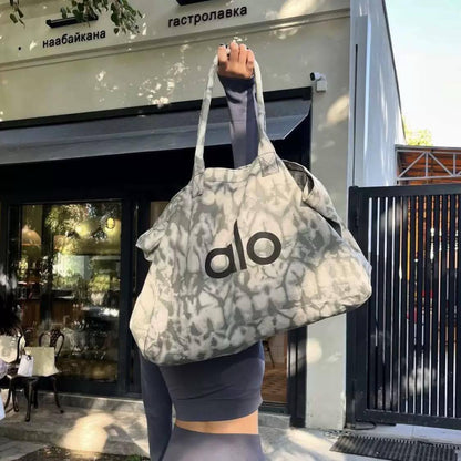 ALO 
65 dhs🪙💚
Good Quality
Check Size 

Zain90
♥️♥️♥️