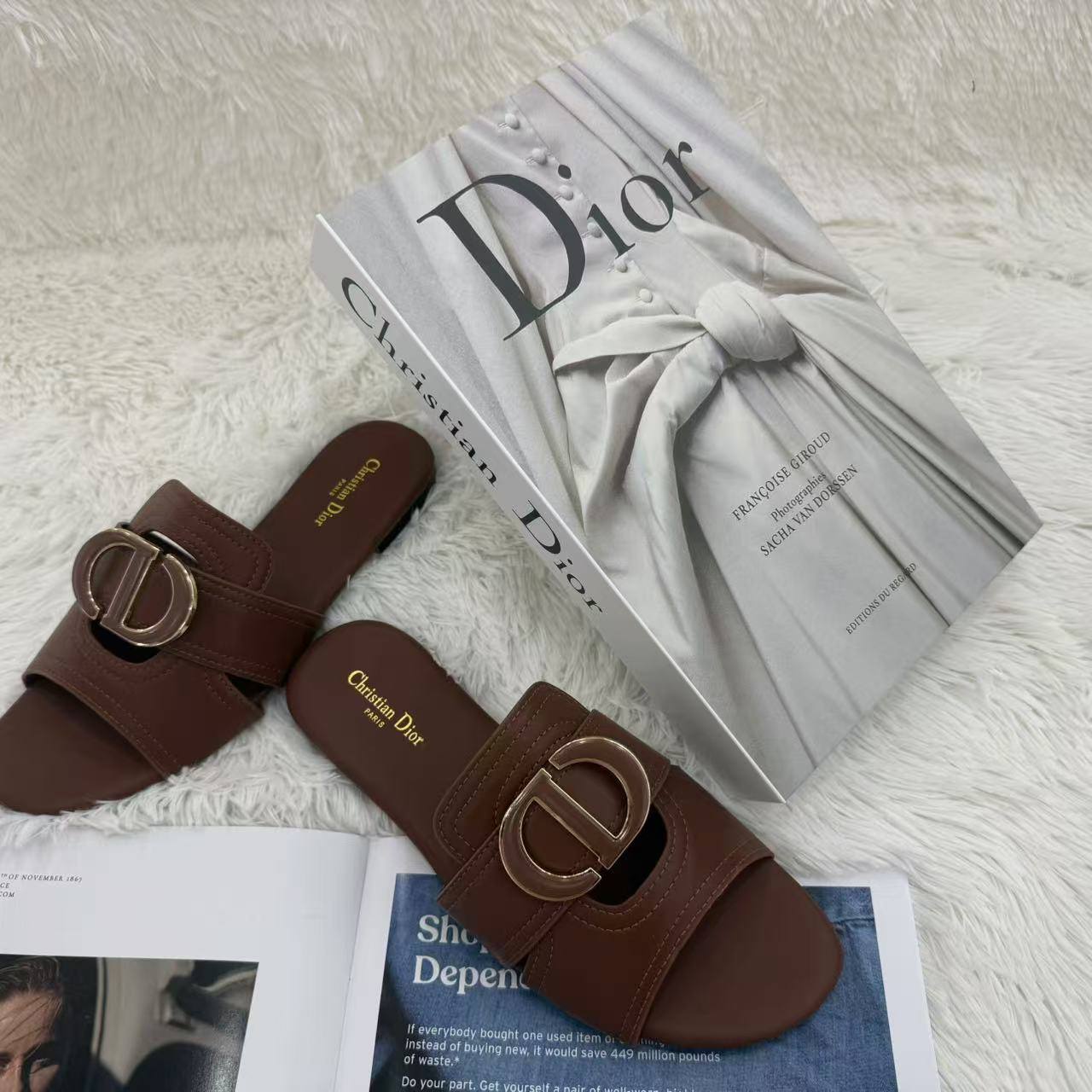 Dior

70 dhs💓

Zain232
♥️♥️♥️