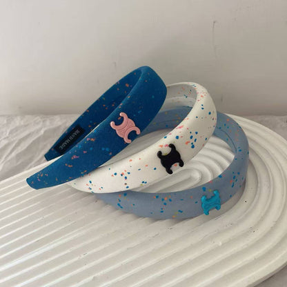 *Headband 😍*
good quality 💯
With paper bag🛍️
20 dhs🇦🇪🇦🇪

With master box 📦 
40 dhs🇦🇪🇦🇪

Zain216
♥️♥️♥️