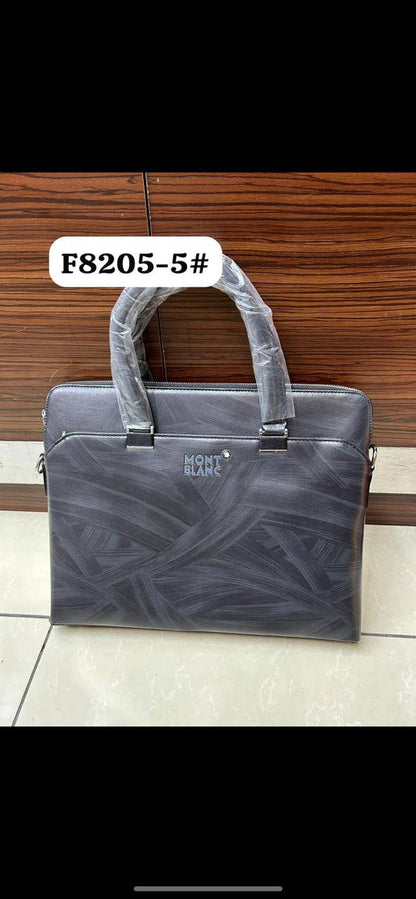 Laptop bag 
85 dhs💓

Zain190
♥️♥️♥️