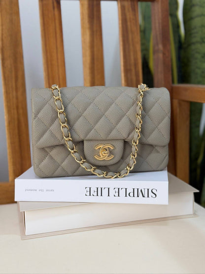 CHANEL 💫
Super Master Quality ⚡️
Original Packing 🎁
Size 20CM📏

For Price 👇 WhatsApp✅
0568585901 
0507557372
0552275751 Owner Zain 👌


Zain321
♥️♥️♥️
