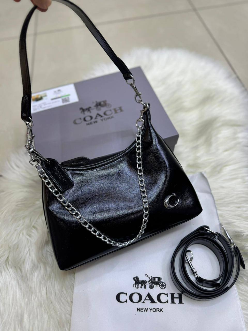 🌈 Coach Juliet new
1️⃣ First quality ＋🎁
Size : 25 * 22 cm

90 dhs🌺

with box 🎁

Zain115
♥️♥️♥️