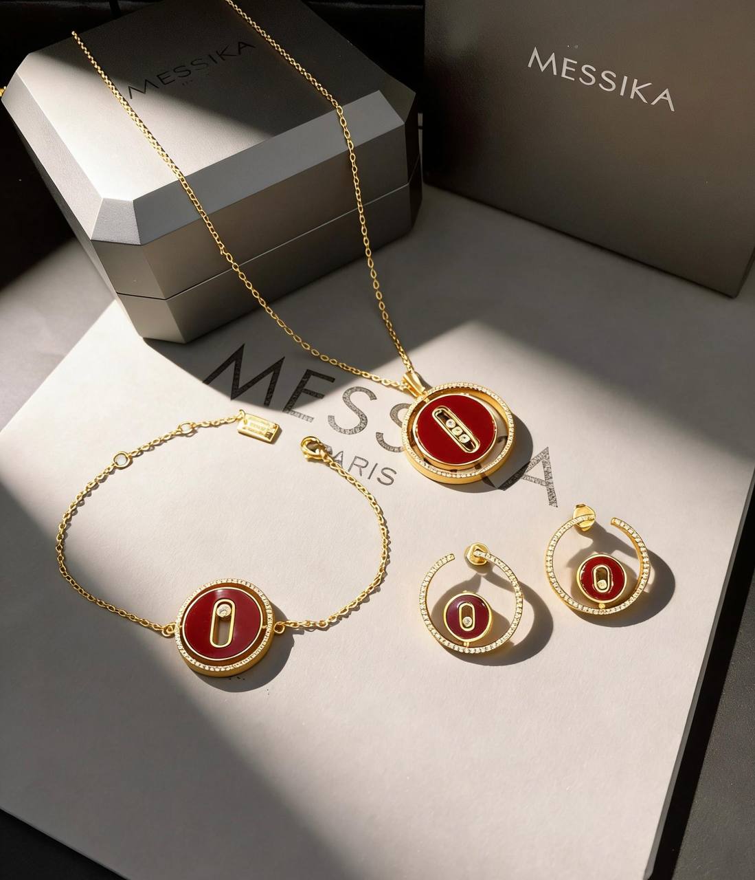 MESSIKA SET
MASTER💫✨
NECKLACE BRACELET EARRINGS
WITH BOX AND PAPER BAG 🛍️🎁
140 DHS🇦🇪

Zain89
♥️♥️♥️