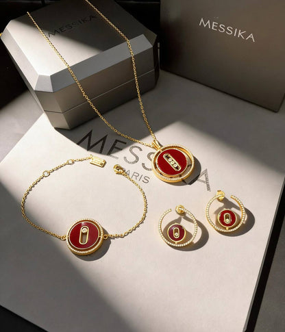 MESSIKA SET
MASTER💫✨
NECKLACE BRACELET EARRINGS
WITH BOX AND PAPER BAG 🛍️🎁
140 DHS🇦🇪

Zain89
♥️♥️♥️