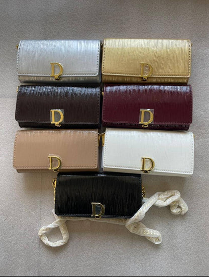 Dior
95 dhs🇦🇪
with box
🎁🎁🎁

size 19×4×10cm

Zain42
♥️♥️♥️