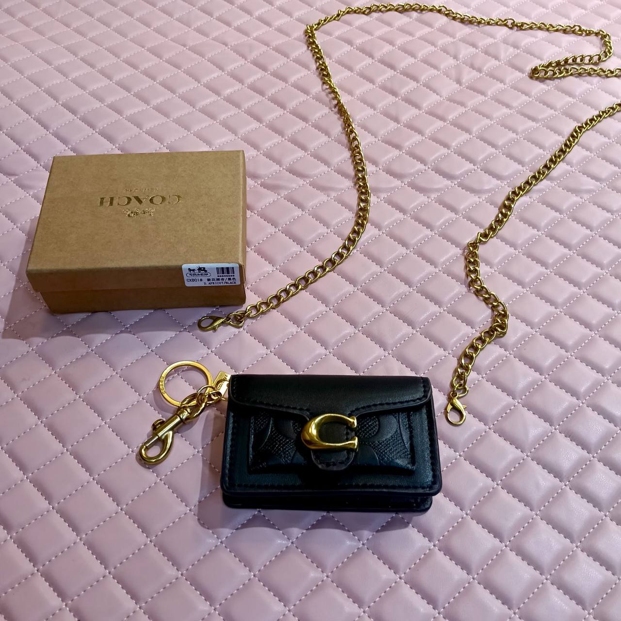 Coach
55 dhs🇦🇪🇦🇪
with box
size mini

Zain26
♥️♥️♥️