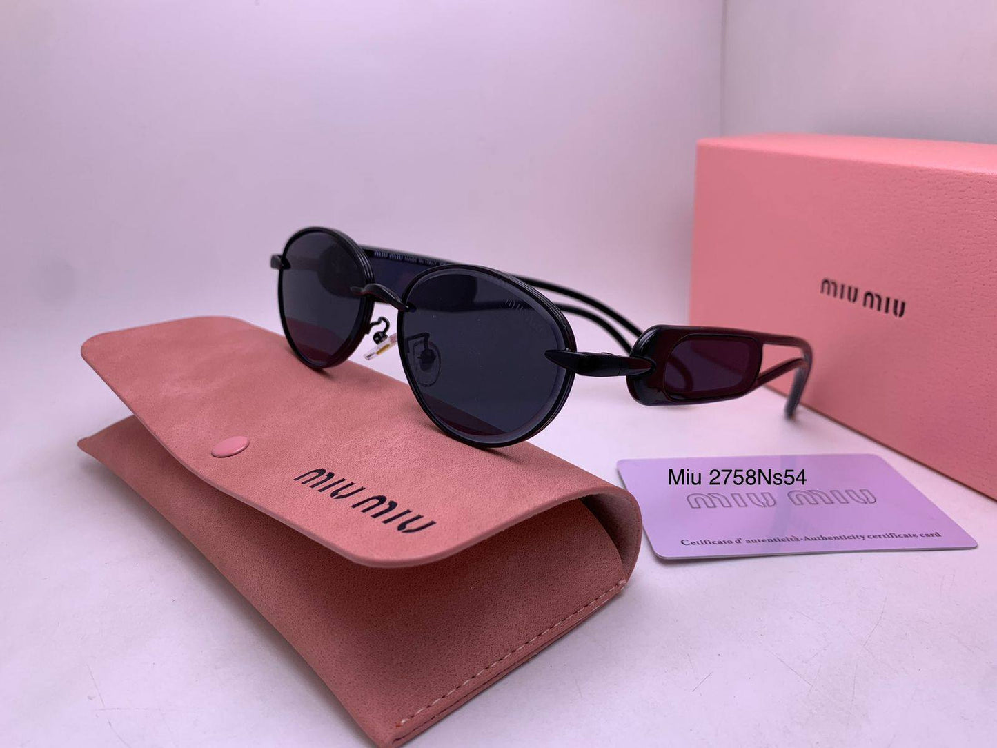 Miu Miu
70 dhs🗽

Zain126