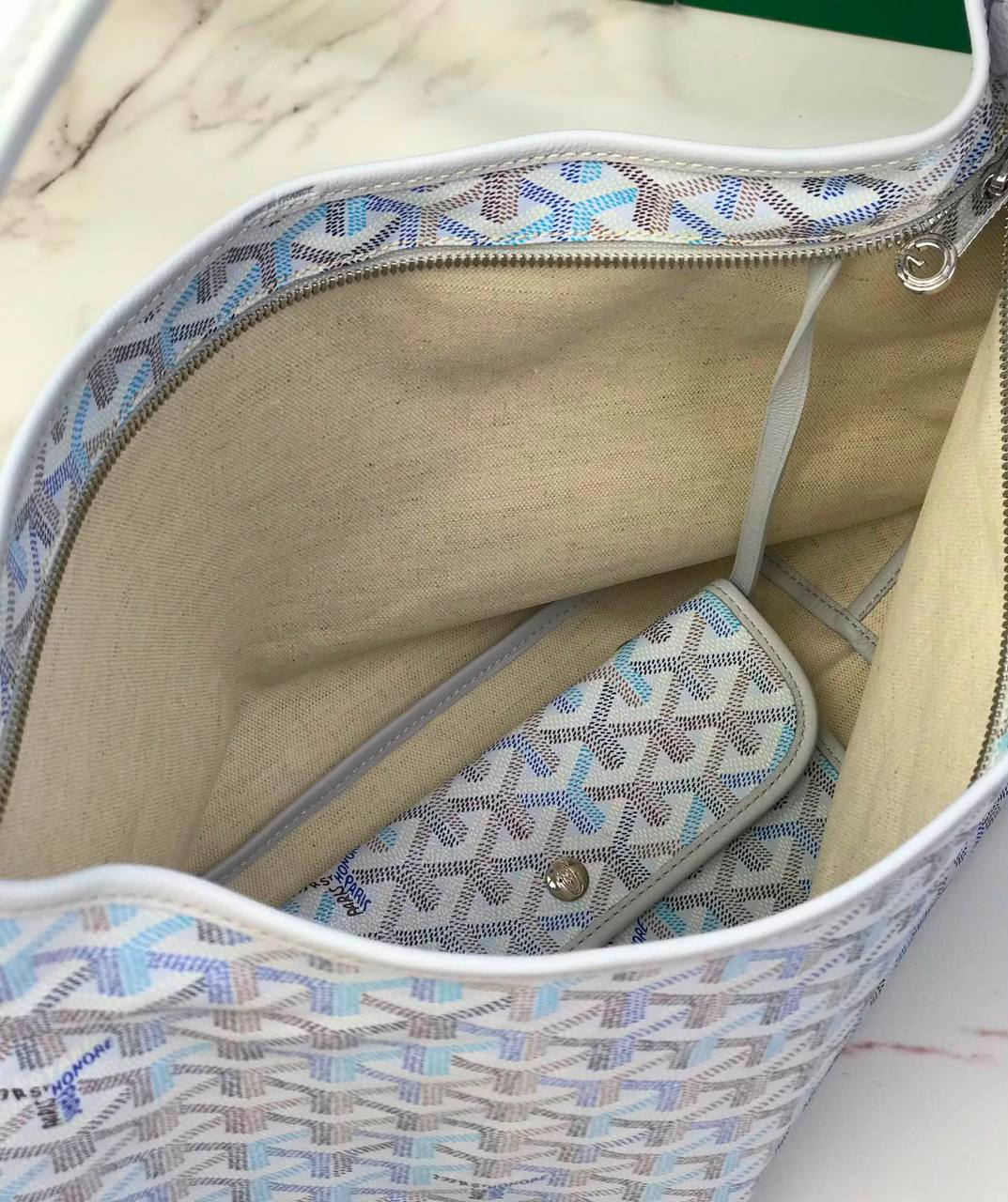 GOYARD 
Hobo Boheme PM Bag✅*
*Size 32 cm*
For Price 👇 WhatsApp✅
0568585901 
0507557372
0552275751 Owner Zain 👌

Zain274
♥️♥️♥️