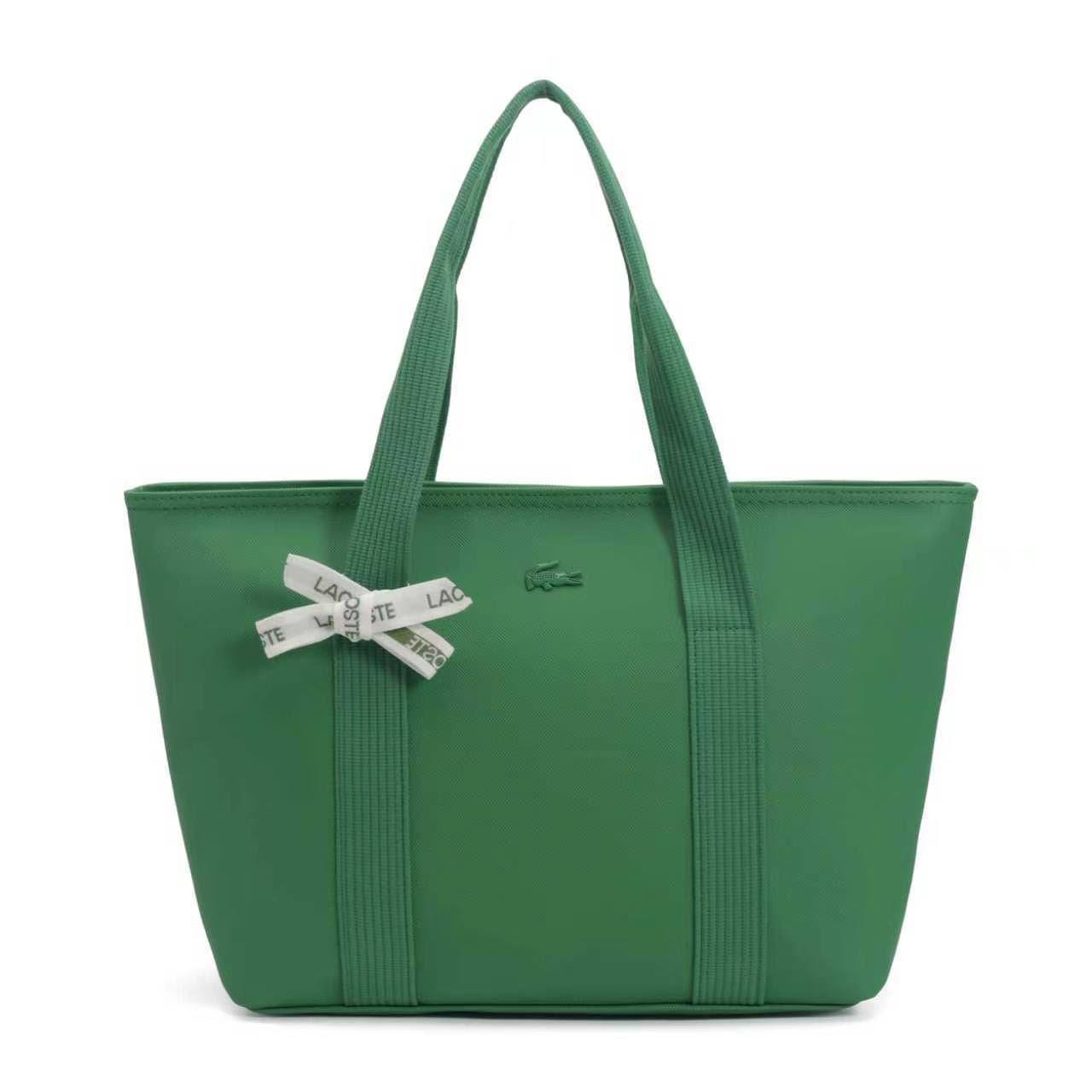 NEW CAME
LACOSTE BAG
GOOD QUALITY
55 dhs🇦🇪🇦🇪

Zain40
♥️♥️♥️