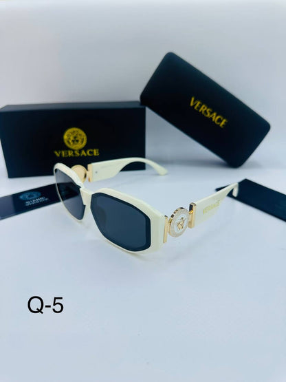 Sunglasses 🕶️*
New stock 💥
good quality 💯
Copy one 1️⃣ 
With master box 🗃️ 
50 dhs💛

Zain216
♥️♥️♥️
