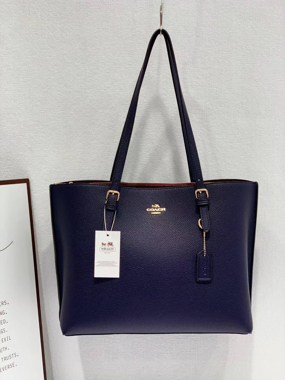 Coach
Best quality
105 dhs❤️
size 41cm

Zain158
♥️♥️♥️