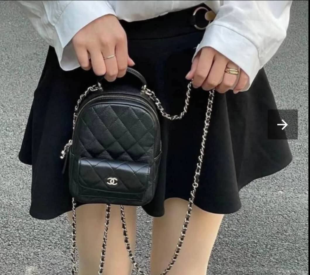 95 dhs❤️

CHANEL
 no box

Dior
with box
🎁🎁🎁

Zain26
♥️♥️♥️