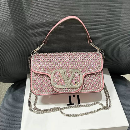 VALENTINO 

COPY ONE 

NEW CAME 

WITH BOX 
195 dhs🇦🇪🇦🇪

Zain39
Zain295
♥️♥️♥️