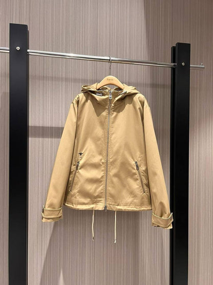 *New collections     
230 dhs🇦🇪🇦🇪
*good  quality  
*Sizes:S M L * 
*AVAILABLE NOW*🥰🛍️🛍️

Zain231
♥️♥️♥️