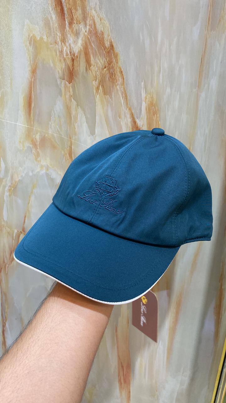 Loro Piana
Cap Master
90 dhs✅

Zain33
♥️♥️♥️