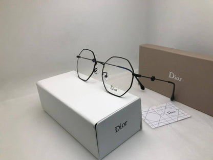 Sunglasses
60 dhs🪙🖤

Zain126
♥️♥️♥️