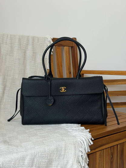 Chanel Suede Tote

For Price 👇 WhatsApp✅
0568585901 
0507557372
0552275751 Owner Zain 👌

Available In 3 Size
43CM
36CM
31CM

Zain317
♥️♥️♥️