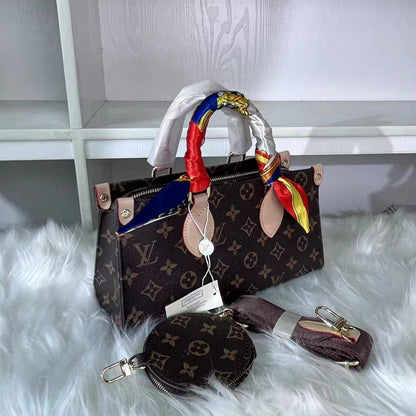 LV
95 dhs🇦🇪🇦🇪
size 23cm

Zain26
♥️♥️♥️