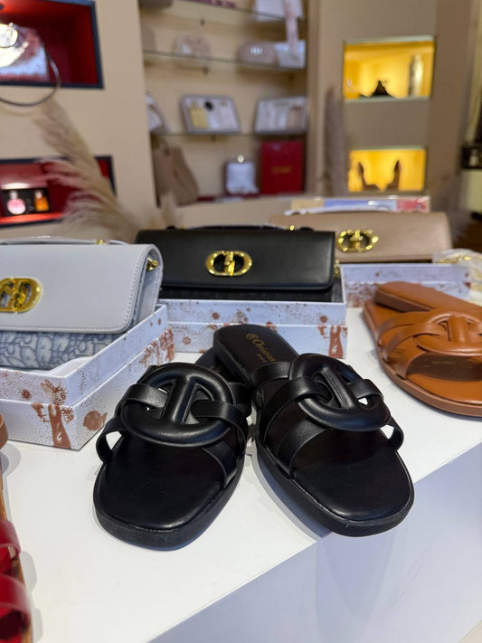 Dior offer

95 dhs 
Slipper with box
Bag with box

Choose your color and size

Zaincornerstore 

اطلبوه من الوتس المثبت في الأعلى👆🏻👆🏻

تواصلو معنا 👈🏻 Zain 
For order WhatsApp pinned 👆🏻

♥️♥️♥️