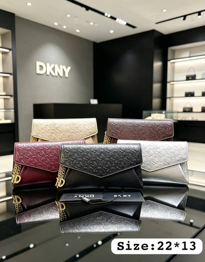 AVAILABLE 
Dkny PUNCH 

WITH BOX 
90 dhs🇦🇪🇦🇪

Zain169
♥️♥️♥️
