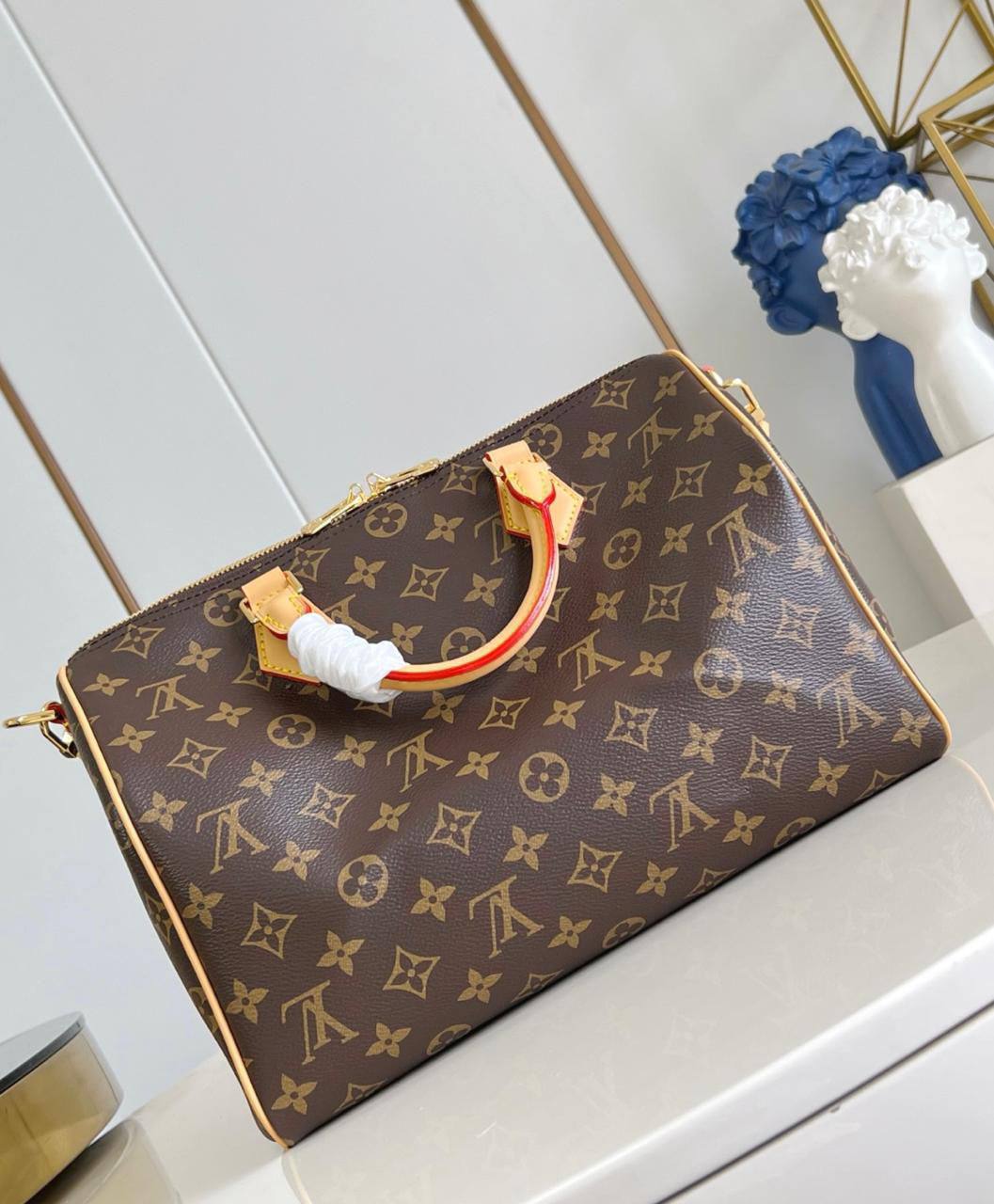 LOUIS VUITTON ✨💕✨
New collection ✨✨✨
SuperMaster Quality 🔥🔥
Available Now ❤️❤️❤️
For Price 👇 WTSP Text Zain 0568585901

Zain252
♥️♥️♥️
