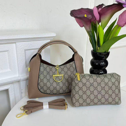 GUCCI
SIZE：26×19×9cm

95 dhs💓

Zain04
♥️♥️♥️