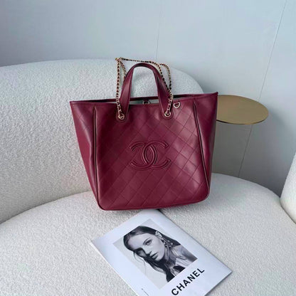 Chanel 
Master❣️❣️
#30cm =340 dhs🇦🇪🇦🇪
#21cm=320 dhs🇦🇪🇦🇪

Zain228
♥️♥️♥️