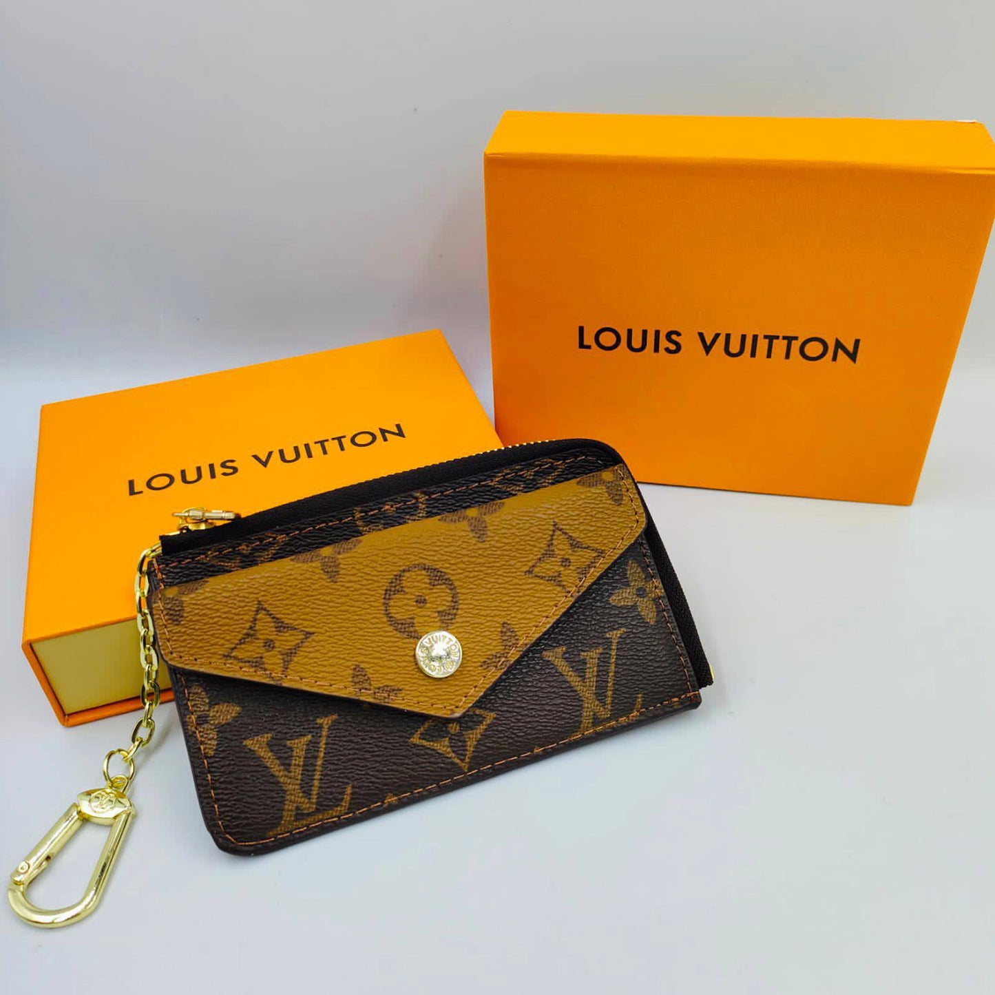 LV Wallets
35 dhs❣️

Zain40
♥️♥️♥️