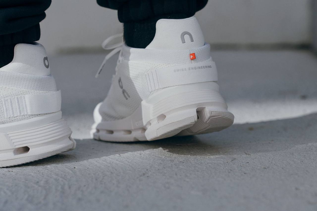 On Cloudnova 'White'🤍
36-45 AVAILABLE 🤩
200 dhs🪙💕

Zain242
♥️♥️♥️
