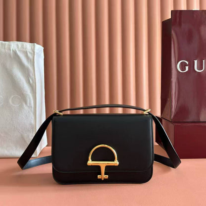Gucci
Master🌺
260 dhs✅🩷
#22cm🥰🥰

Zain228
♥️♥️♥️