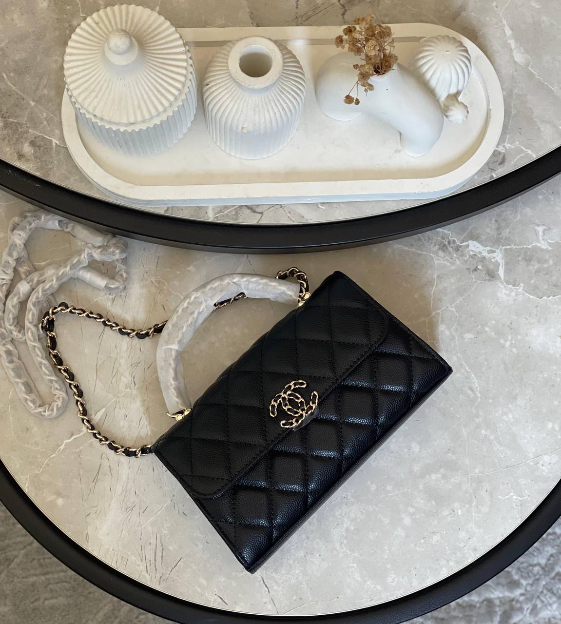 CHANEL✨
Available original box 📦 
With full packing 🎀🎀
Super high quality 💥💥
For Price 👇 WhatsApp✅
0568585901 
0507557372
0552275751 Owner Zain 👌

Zain283
♥️♥️♥️