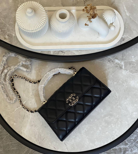 CHANEL✨
Available original box 📦 
With full packing 🎀🎀
Super high quality 💥💥
For Price 👇 WhatsApp✅
0568585901 
0507557372
0552275751 Owner Zain 👌

Zain283
♥️♥️♥️