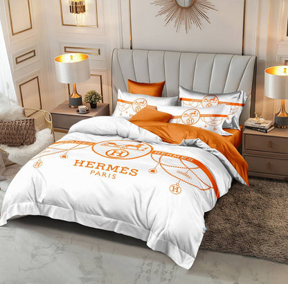 Master 🇫🇷🇫🇷🇫🇷
Give you best life 💥💥
Bedsheets set 
King size cover 6pcs set 
1 duvet cover 
1 fitted sheets 
4 pillowcases 
6pcs set
With paper bag 💼 
120 dhs🪙🌨️

Zain99
♥️♥️♥️