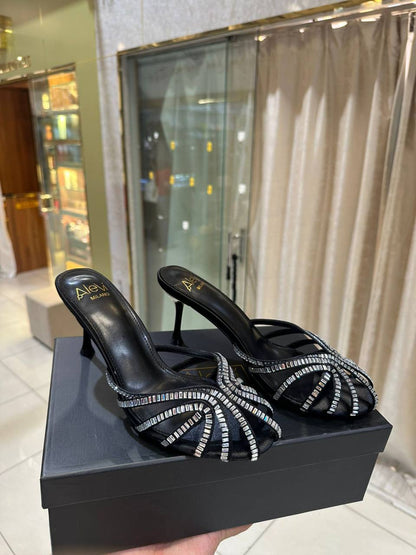 Alevi Milano 
Size 36 to 41 
120 dhs✅

Zain146
♥️♥️♥️