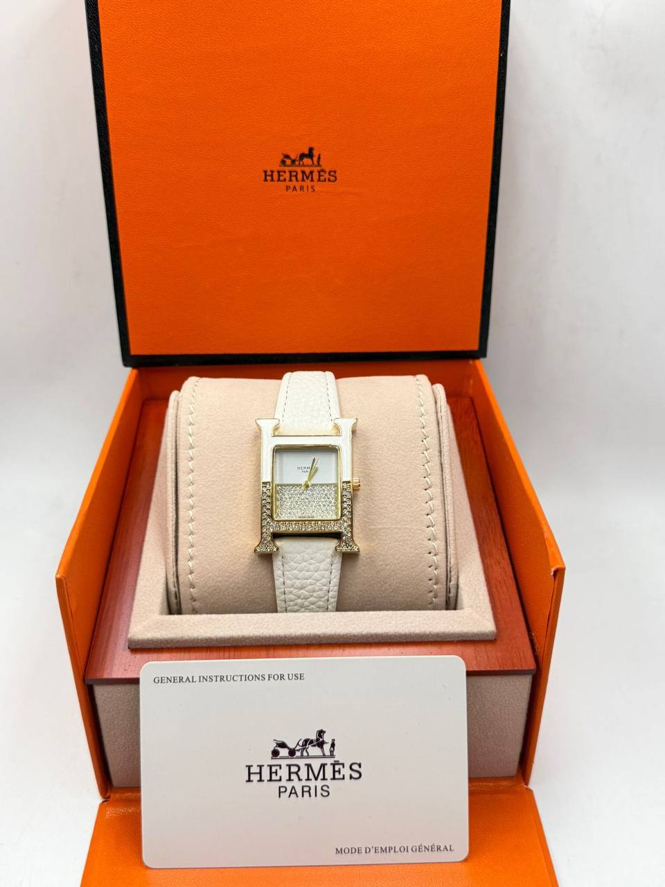 Hermes ladies 
55 dhs🪙🌨️

Zain08
♥️♥️♥️