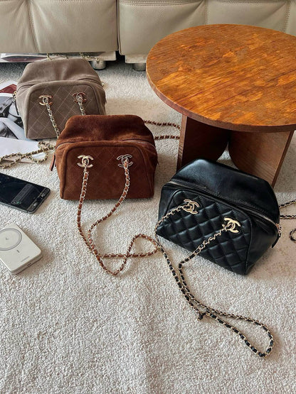 Chanel 
Master❣️❣️
300 dhs🇦🇪🇦🇪
#19cm🩷🩷🙋‍♂️

Zain228
♥️♥️♥️