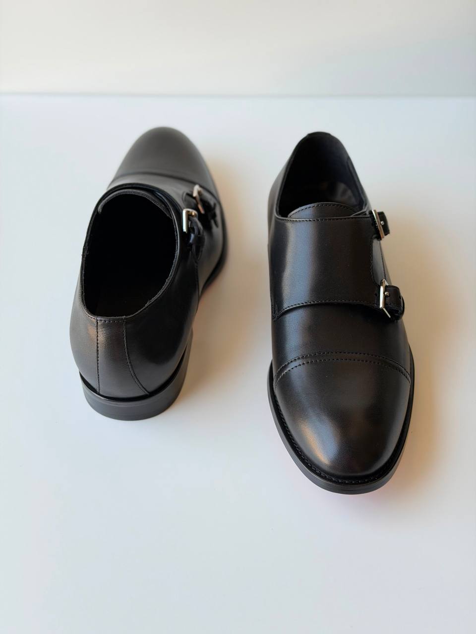 HERMES LOAFER
*VIP QUALITY*
*SIZE: 40 TO 46*
550 dhs💓

Zain185
♥️♥️♥️