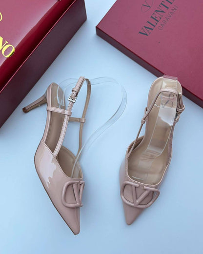 Valentino 
120 dhs🇦🇪
Size 36-42

Zain55

اطلبوه من الوتس المثبت في الأعلى👆🏻👆🏻

تواصلو معنا 👈🏻 Zain 
For order WhatsApp pinned 👆🏻

♥️♥️♥️