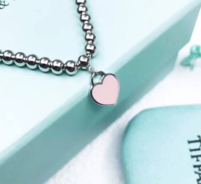 Tiffany ❤️‍🔥*
Bracelet ✨
Master quality 🐦‍🔥
With normal boxes 📦 
50 dhs✅
With master box 🗃️ 
90 dhs✅

Zain216
♥️♥️♥️