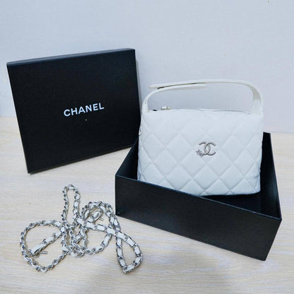 Dior - Chanel - Goyard

95 dhs✅

high quality 

With box
🎁🎁🎁

Zain26
♥️♥️♥️
