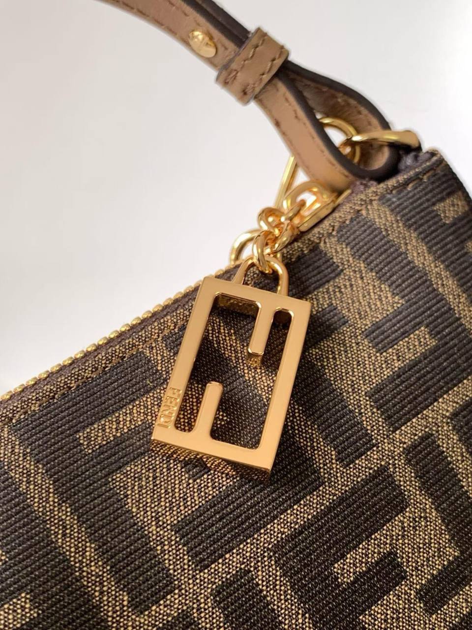 Fendi
Super Master 💓💓
For Price 👇 WhatsApp✅
0568585901 
0507557372
0552275751 Owner Zain 👌

Zain334
♥️♥️♥️