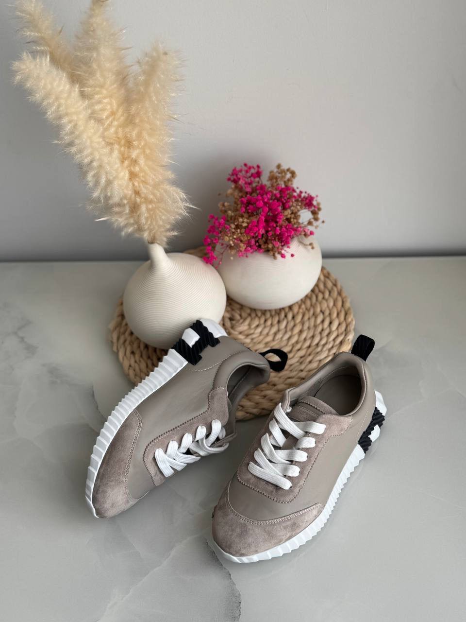 HERMES
*Vip quality*
*Size 36 to 42*
450 dhs✅

Zain113
♥️♥️♥️