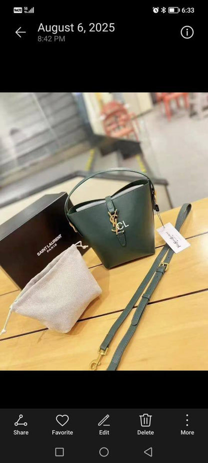 YSL
with box
🎁🎁🎁

105 dhs🪙🌨️

Zain143
♥️♥️♥️