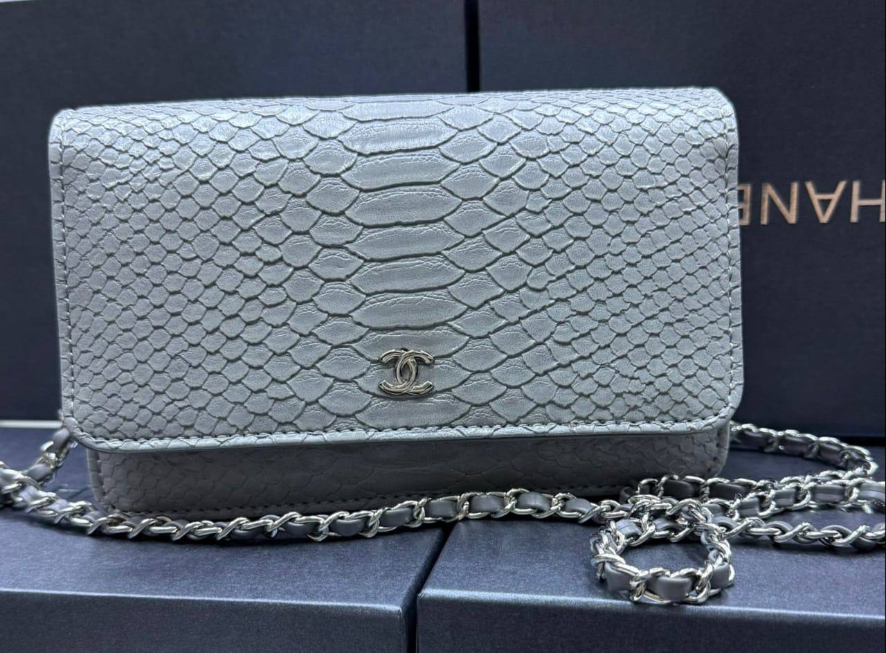 Chanel
withbox 
🎁🎁🎁

90 dhs🪙💕

Zain143
♥️♥️♥️
