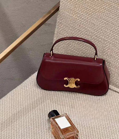 Celine 
    Good Quality 
230 dhs❣️

Zain131
♥️♥️♥️