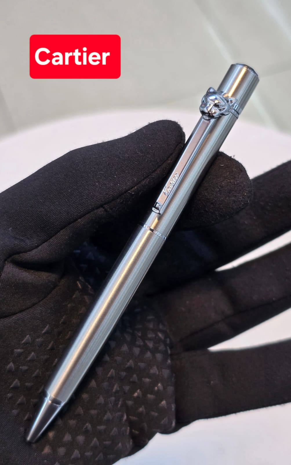 Cartier silim pen 
Whit master box 
70 dhs✅

Normal box  
50 dhs✅

Zain29
♥️♥️♥️