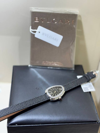 BVLGARI
For Ladies
340 dhs❣️

___WITH BOX_____❒
🎁🎁🎁

Zain108
♥️♥️♥️
