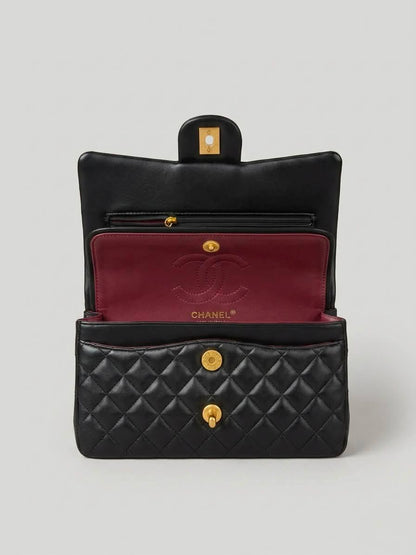 Chanel

High quality
With box 

115 dhs🇦🇪🇦🇪🇦🇪

Zain50
♥️♥️♥️