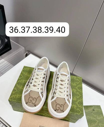 GUCCI SHOES
GOOD QUALITY
105 dhs✅
Size 36 TO 40

Zain40
♥️♥️♥️